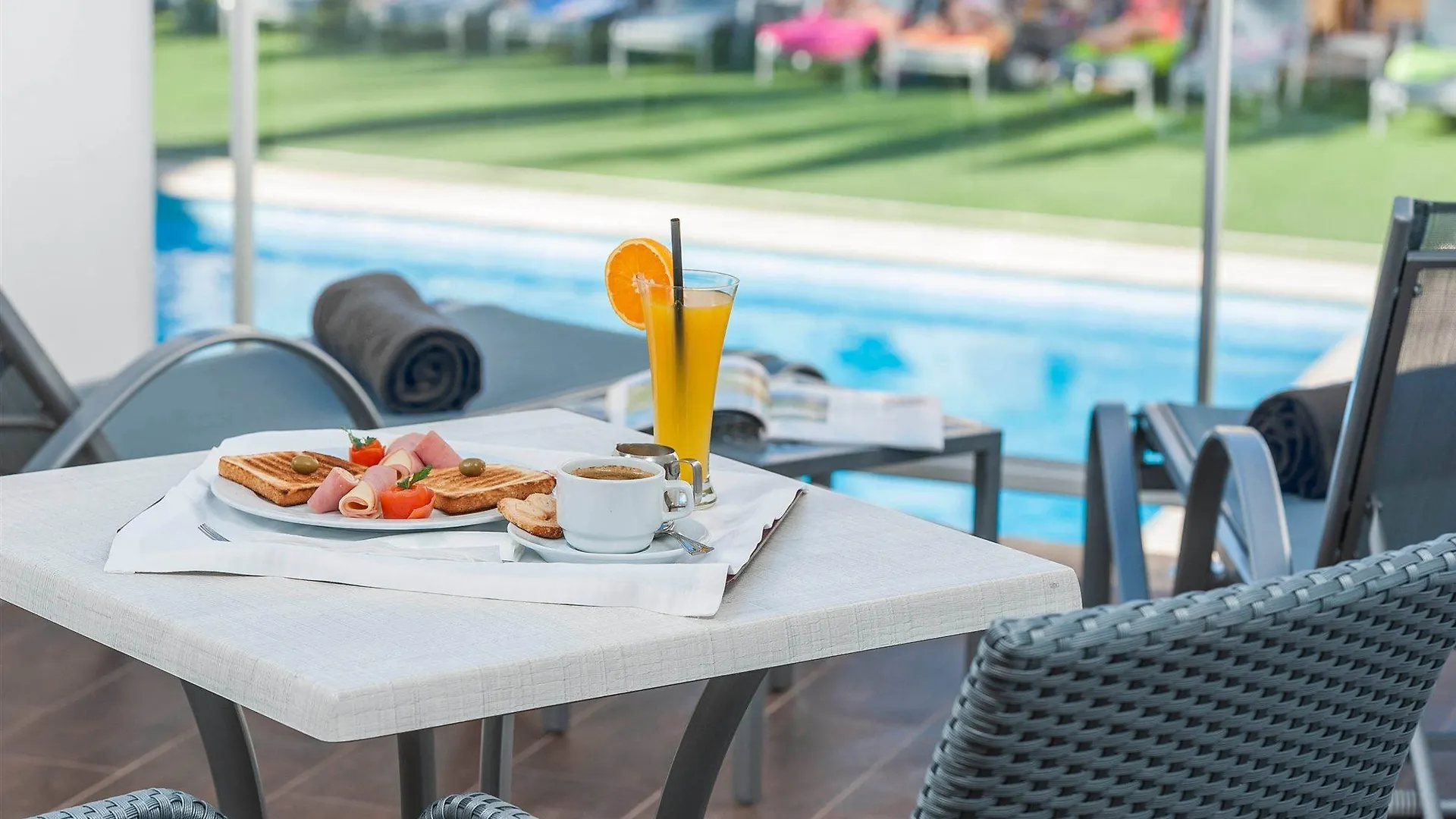 Eix Alcudia Hotel Adults Only Port de Alcudia  4*, Port de Alcudia (Mallorca)